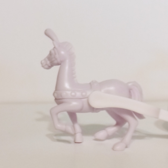 Boley Ice Princess Horse drawn Cinderella style carriage frozen snow white - Picture 5 of 7